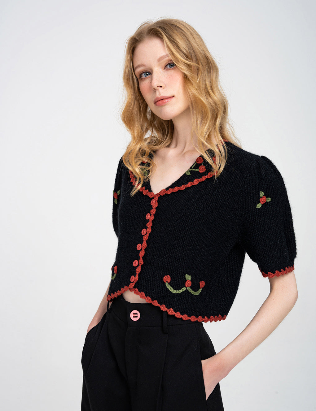 Cropped Embroidery Design Cable-knit Trimmed Cardigan